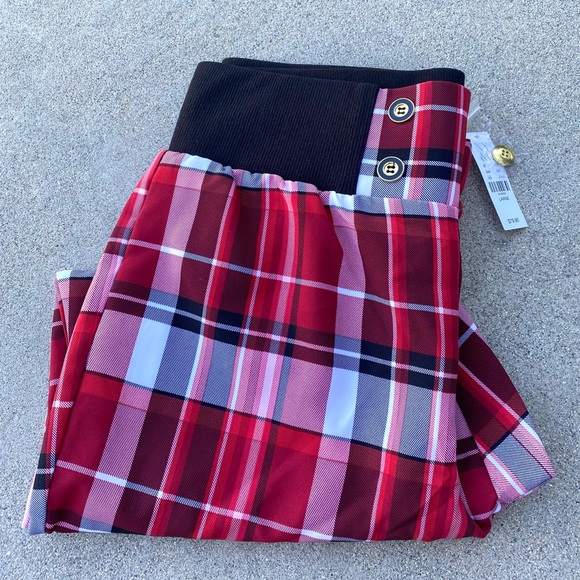 New York & Co. Plaid High Waist Jogger Pant - Picture 6 of 16